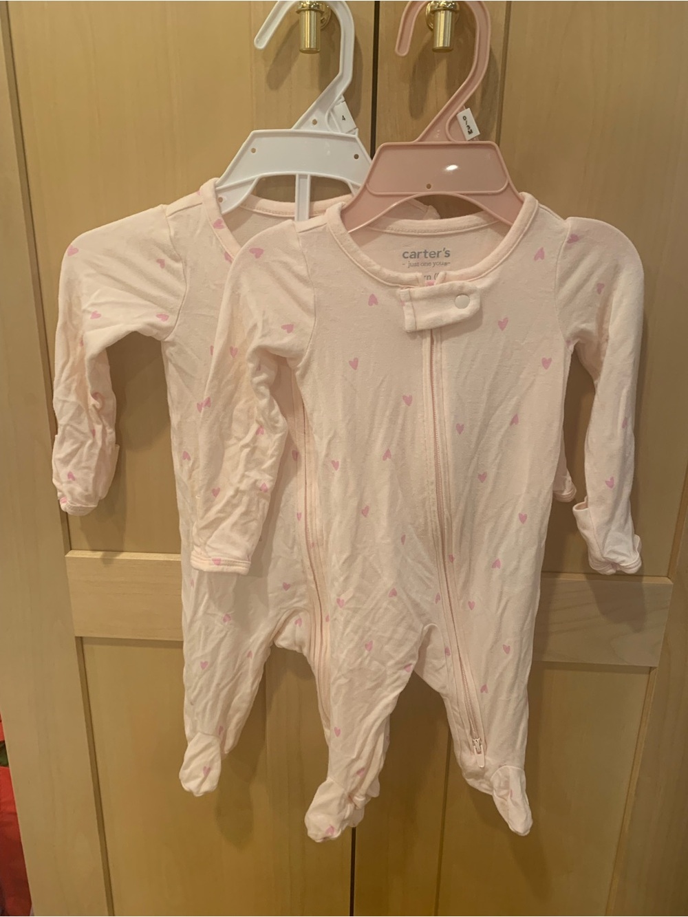 Carters lightweight Footed Onesie twin set